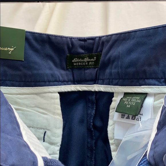 14P Eddie Bauer capris navy blue - Mercer fit NWT - Picture 2 of 4